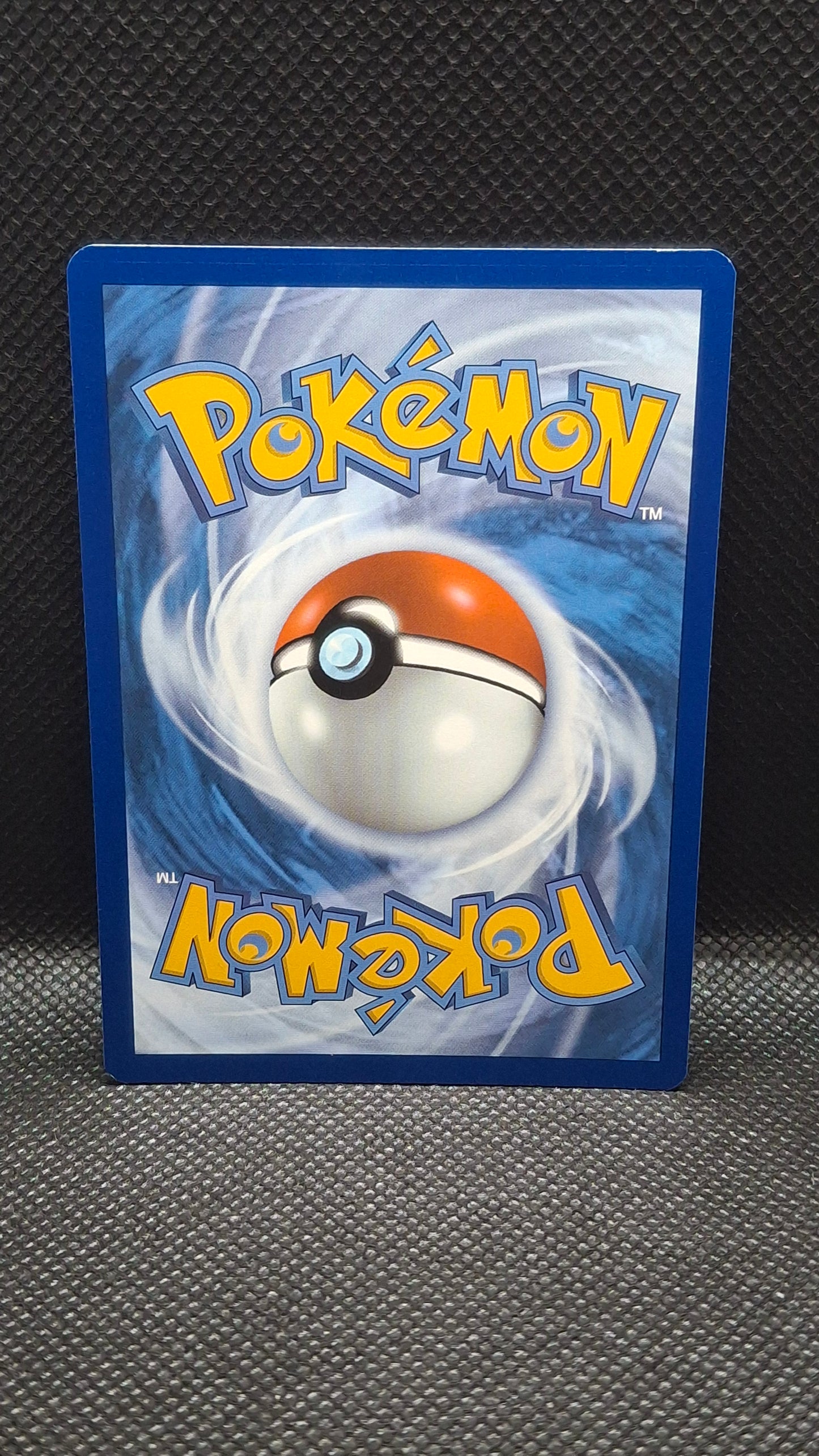 Greedent 128/198 Holo Swsh06: Chilling Reign Pokémon (2021)